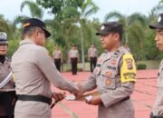 Kapolres Bangka Barat Pimpin Upacara Pemberian Penghargaan