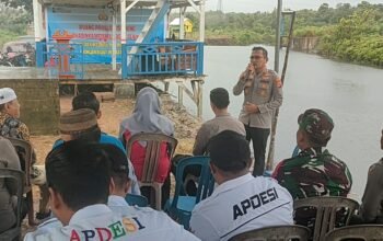 Kapolres Bangka Barat Pimpin Jumat Curhat Di Desa Tebing