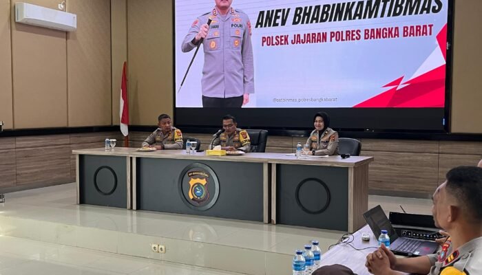 Kapolres Bangka Barat Berikan Arahan Langsung Kepada Bhabinkamtibmas
