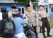Gandeng Wartawan, Kapolres Bangka Barat Bagi-Bagi Takjil Dan Buka Puasa Bersama