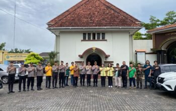Kapolres Bangka Barat Turun Langsung Pengamanan Perayaan Paskah tahun 2025