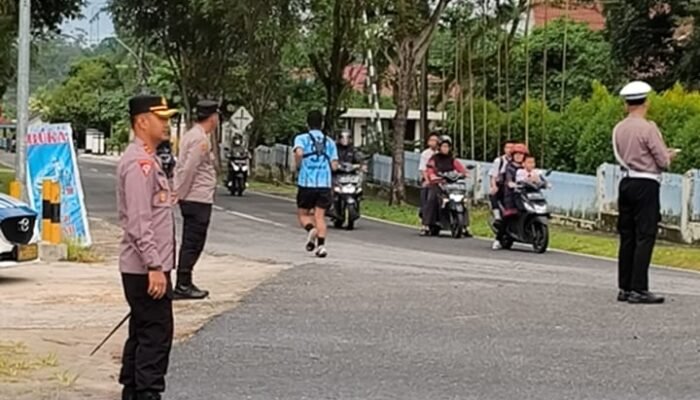 Kapolres Bangka Barat Turun Langsung Dalam Kegiatan Strong Point,Guna Kelancara Arus Lalu Lintas