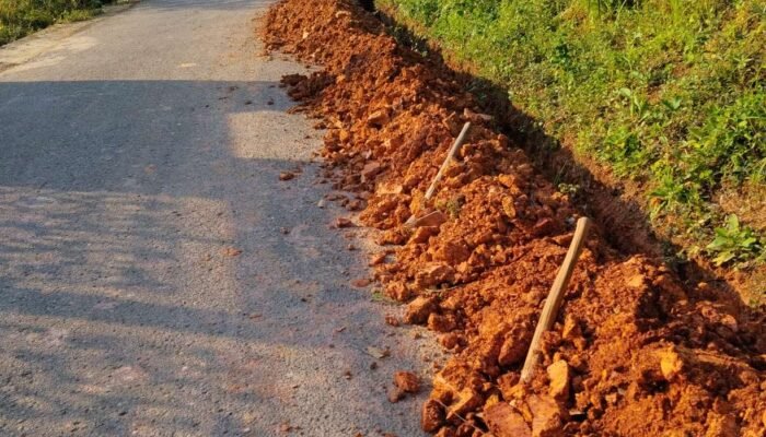 Pengawas Internal Pemasangan Perpipaan Air Bersih P.U Kota Pangkalpinang Suryo Katakan Ini
