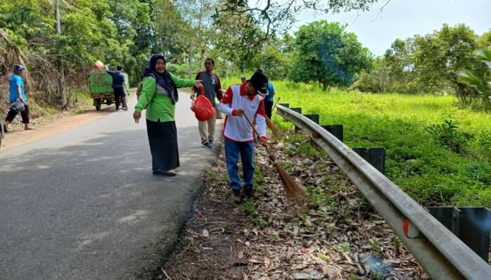 Sidak Camat Tempilang: Nelayan dan Ibu-Ibu Tempilang Bergerak, Tambang Ilegal Pantai Pasir Kuning Disorot Tajam