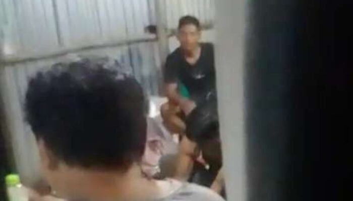 Batak: Kemaren la 2 Media ku la Ku Laporkan kini 3 Ke Media K